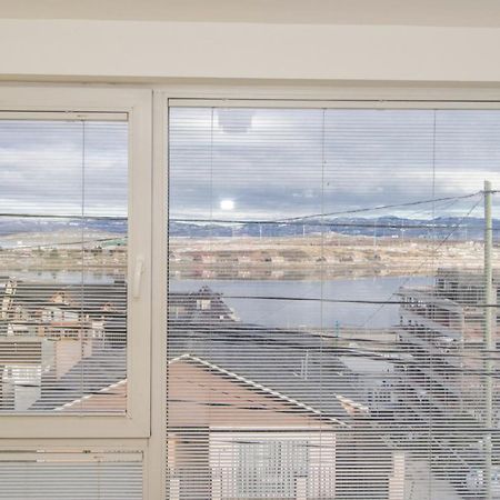 Del Carmen Departamentos Apartment Ushuaia Exterior photo